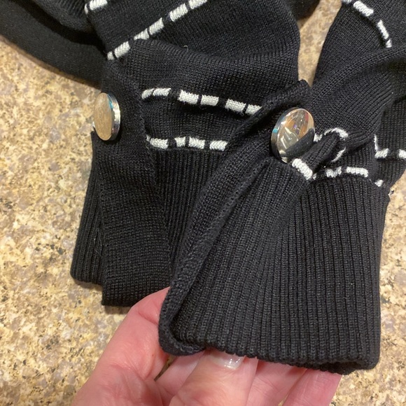 NWT Apt. 9 Petite Small Sweater Rushed Side Pullover Short Sleeve Black & White - Picture 15 of 16